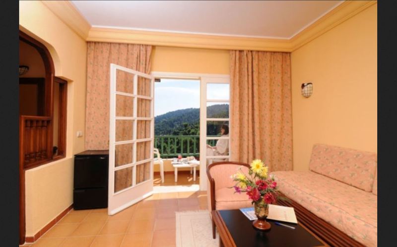 Dar Ismail Nour Elain Hotel Ain Draham Exterior photo